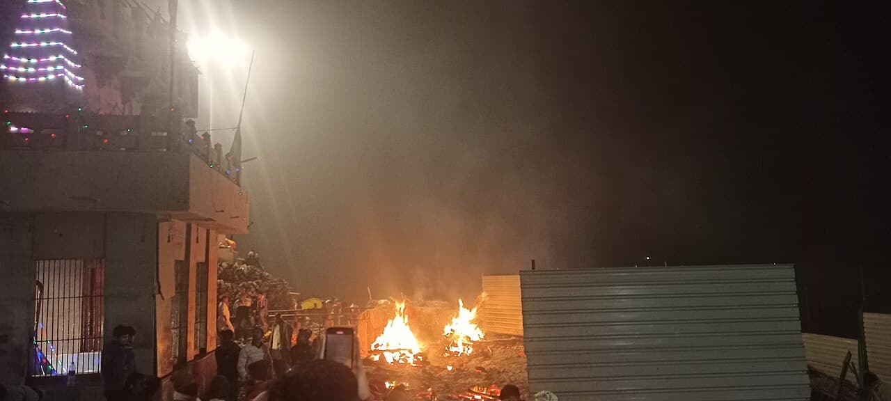 Manikarnika Ghat in Varanasi